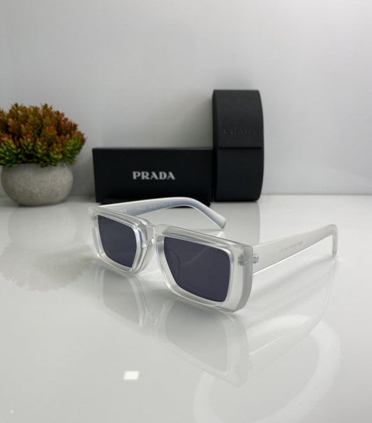Prada_Runway_Ice_Black