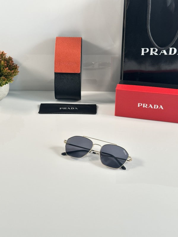 Prada_50_Gold_Black