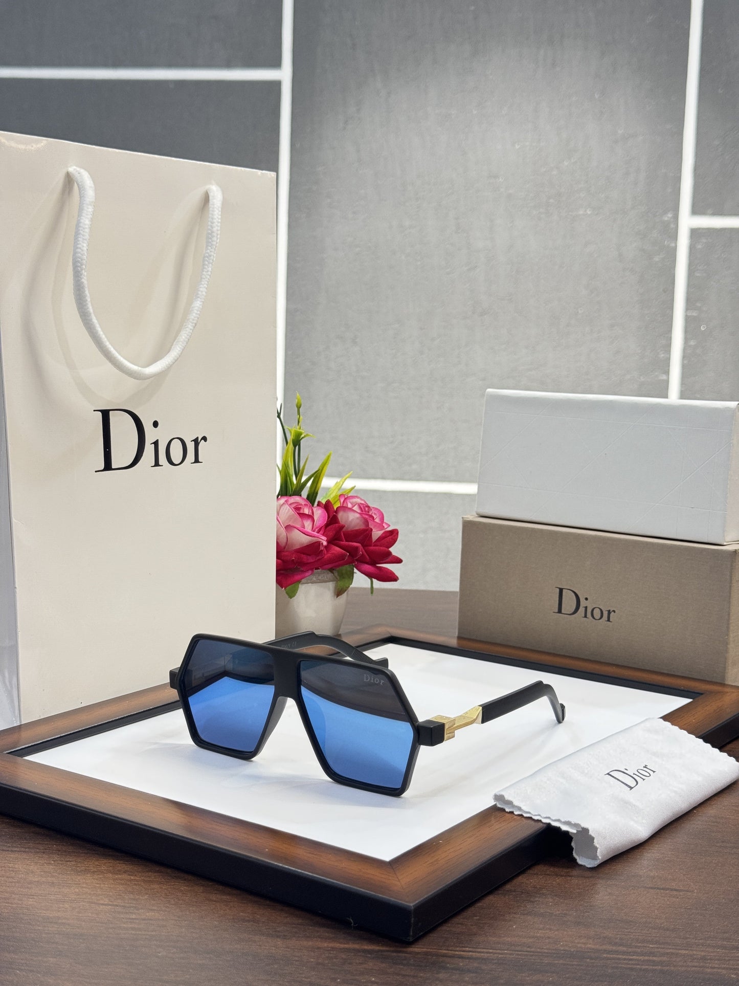 Dior_2722_Black_Aqua