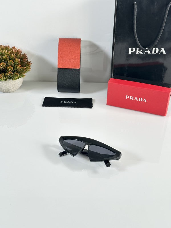 Prada_061_Black