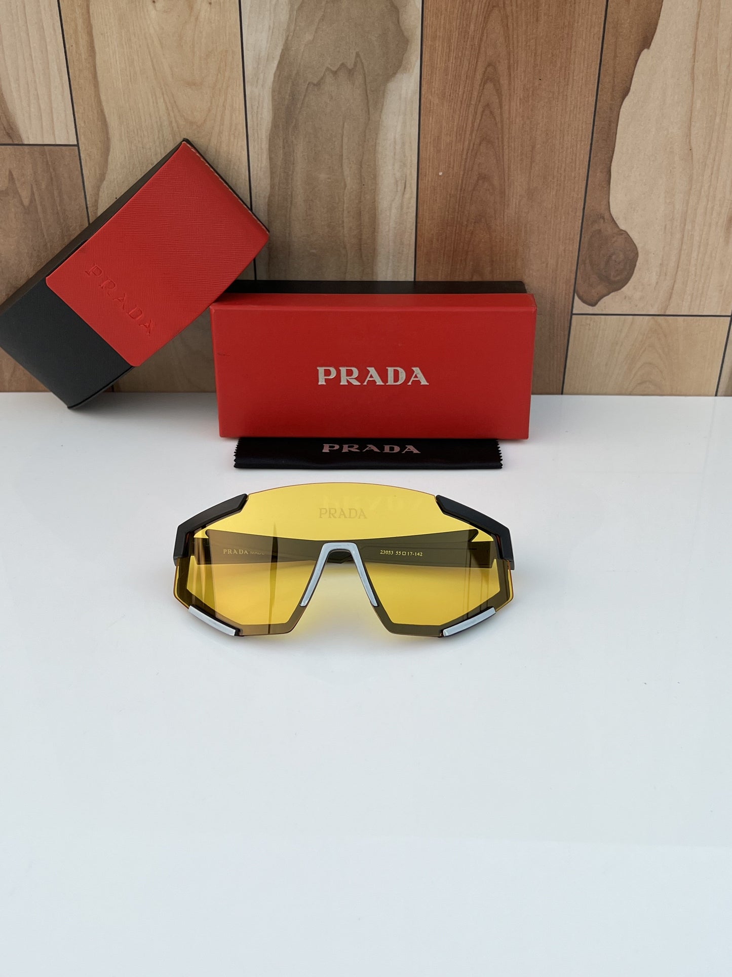 Prada_23053_yellow