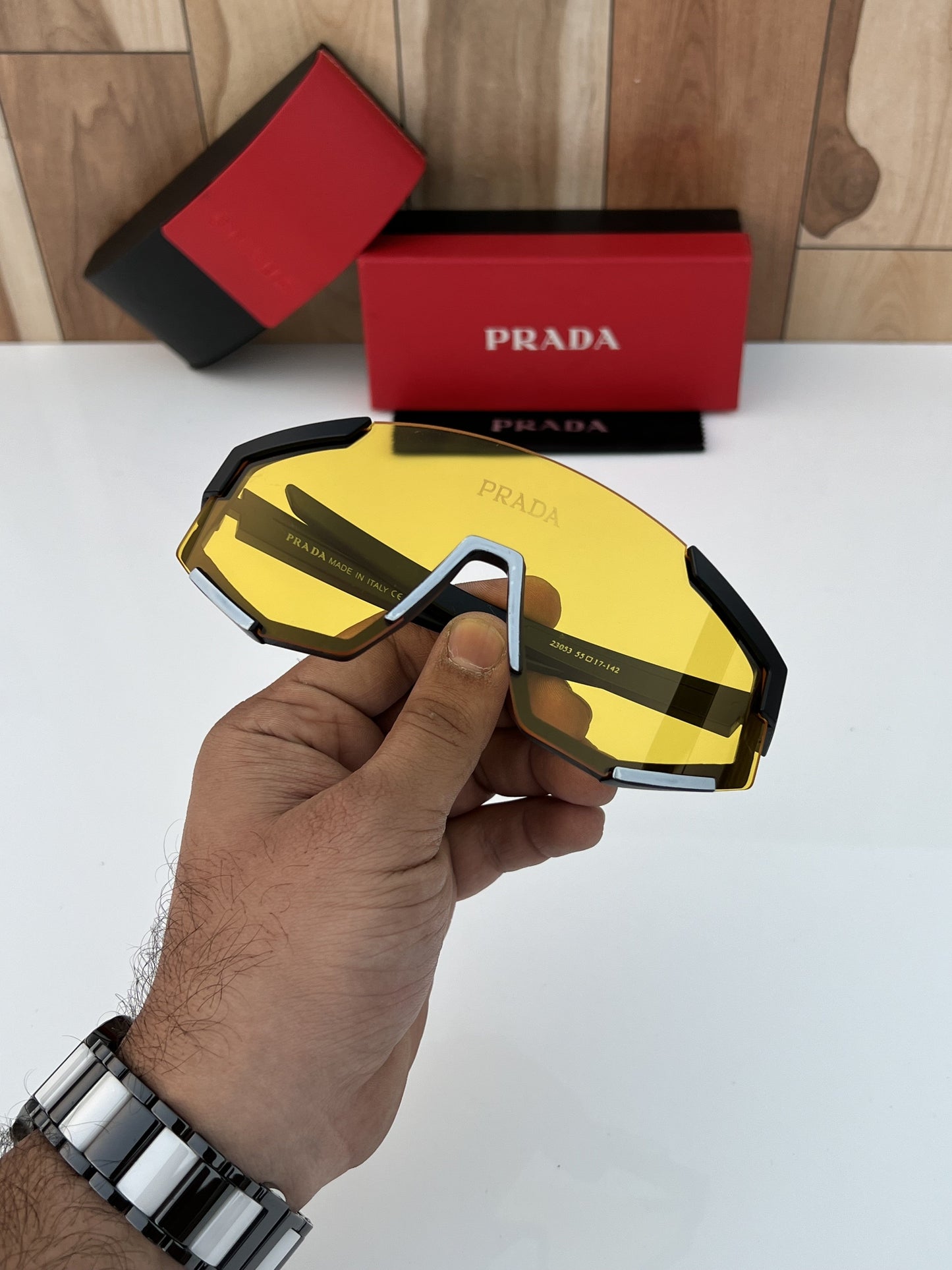 Prada_23053_yellow