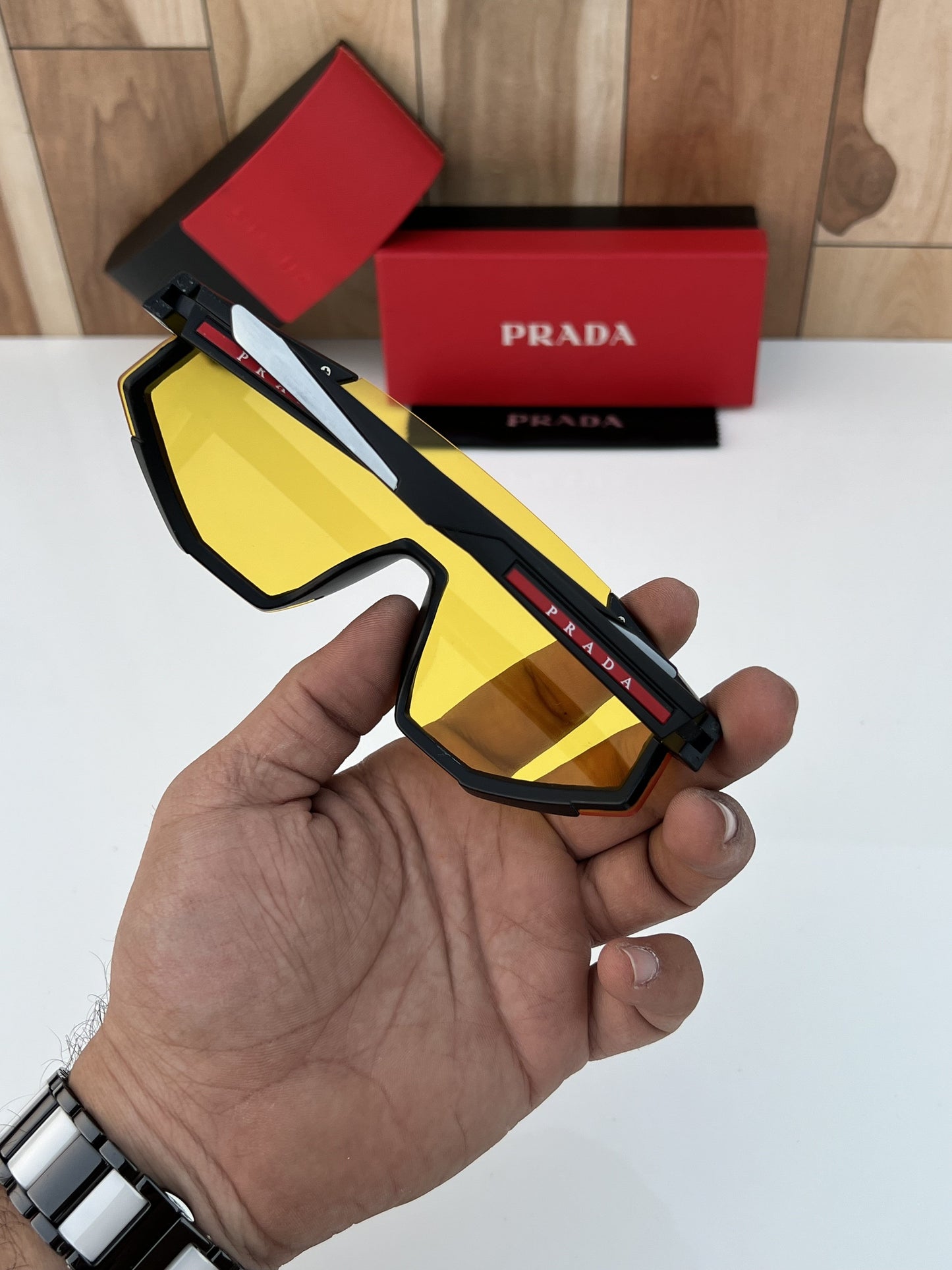 Prada_23053_yellow