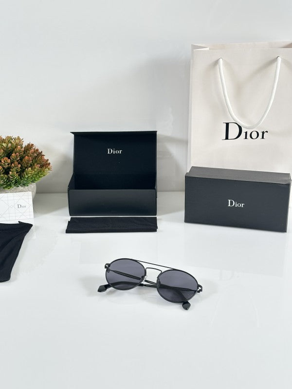 Dior_7075_Black