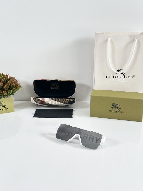 Burberry_8087_White_Silver_Mercury