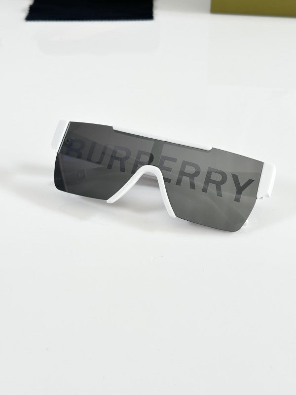 Burberry_8087_White_Silver_Mercury