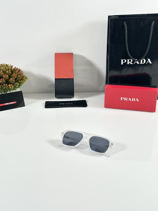 Prada_20_Ice_Black
