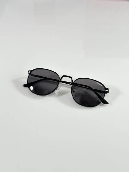 Prada_1066_Black