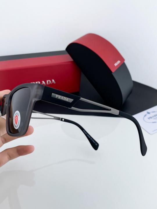 Prada_grey_black_144