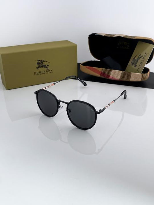 Burberry_black_3324