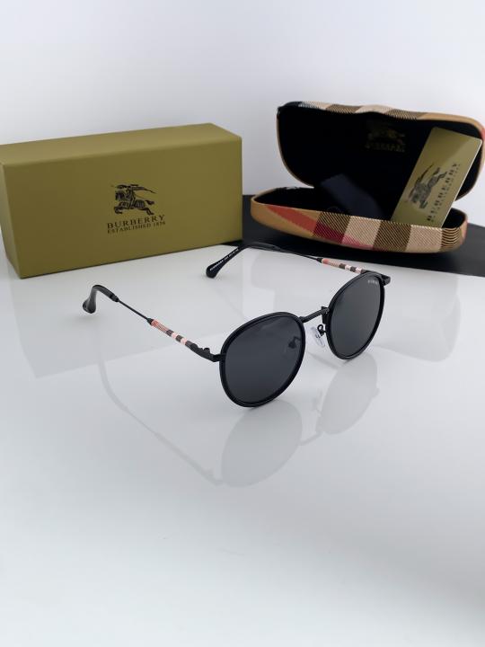 Burberry_black_3324