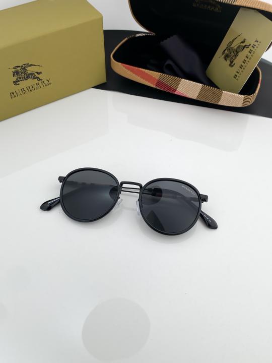 Burberry_black_3324