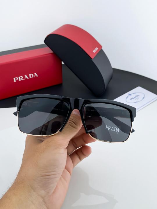 Prada_black_gold_69