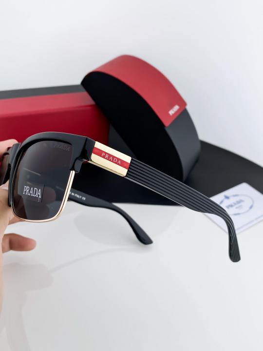 Prada_black_gold_69