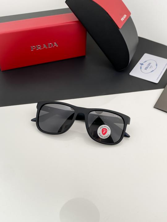 Prada_black_18