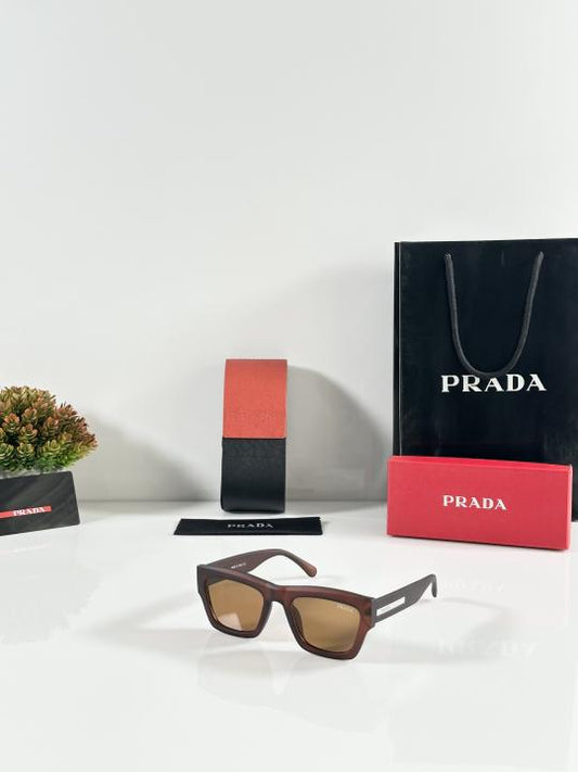Prada_05_Brown