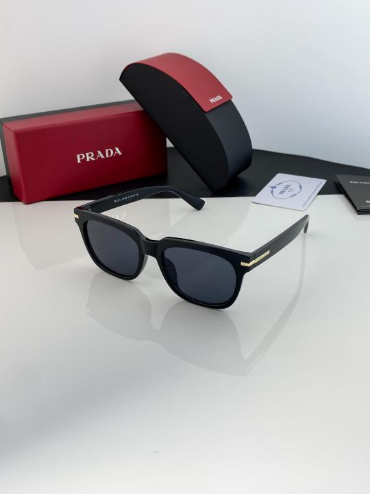 Prada_04Y_Black