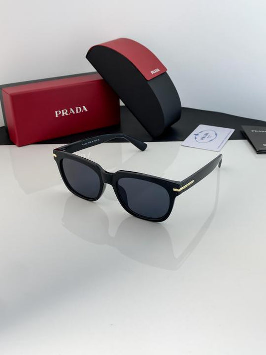 Prada_04Y_Black