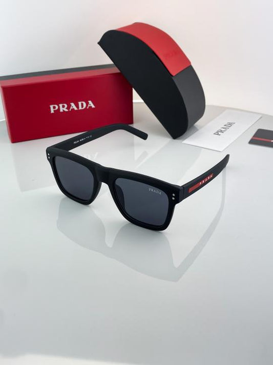 Prada_black_MATT_3835