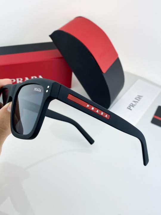 Prada_black_MATT_3835