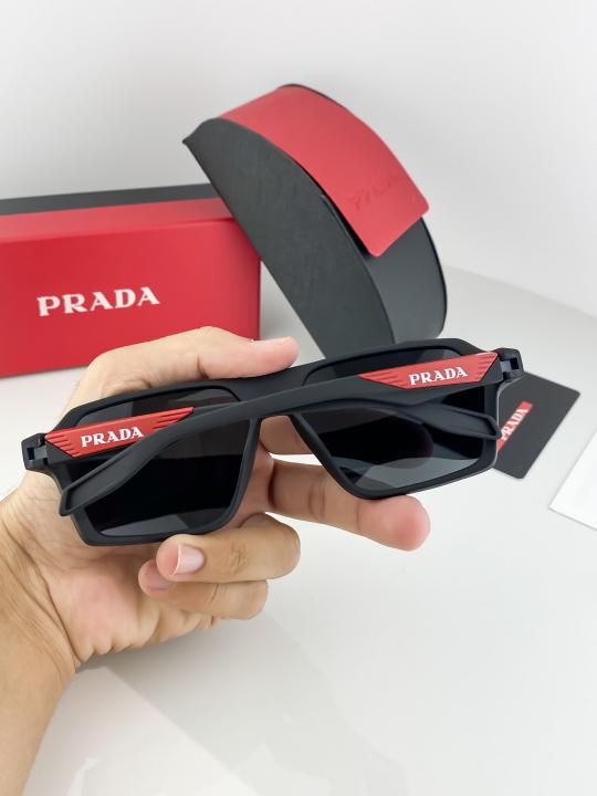 Prada_black_red_sp91