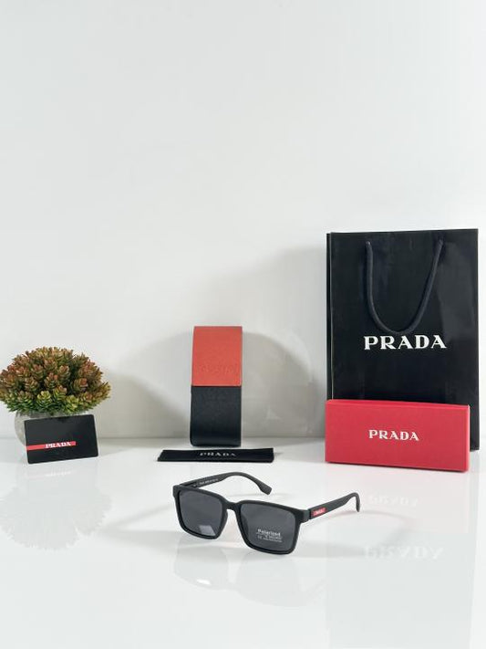 Prada_88_Black