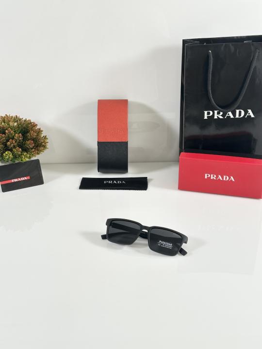 Prada_88_Black