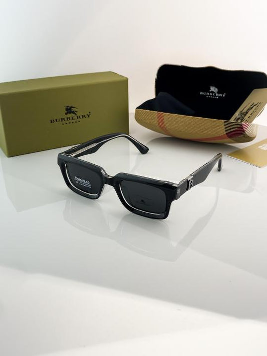 Burberry_black_7725