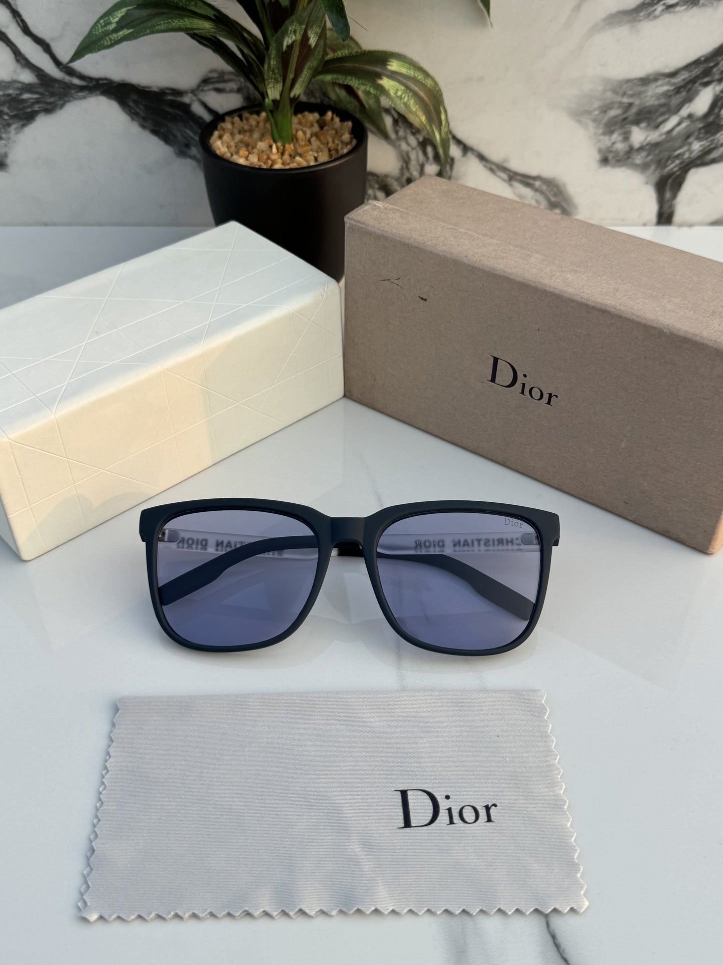 Dior_9718_blue_candy