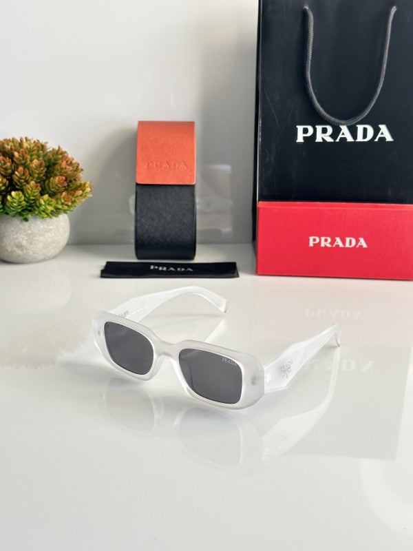 Prada_8679_Ice_Black)