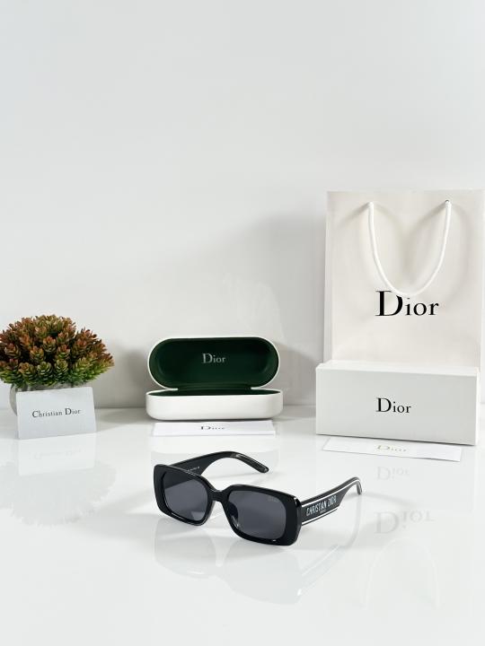 Dior_B27_Ice_Black