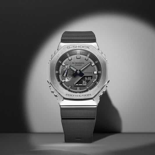 Casio g shock gm2100